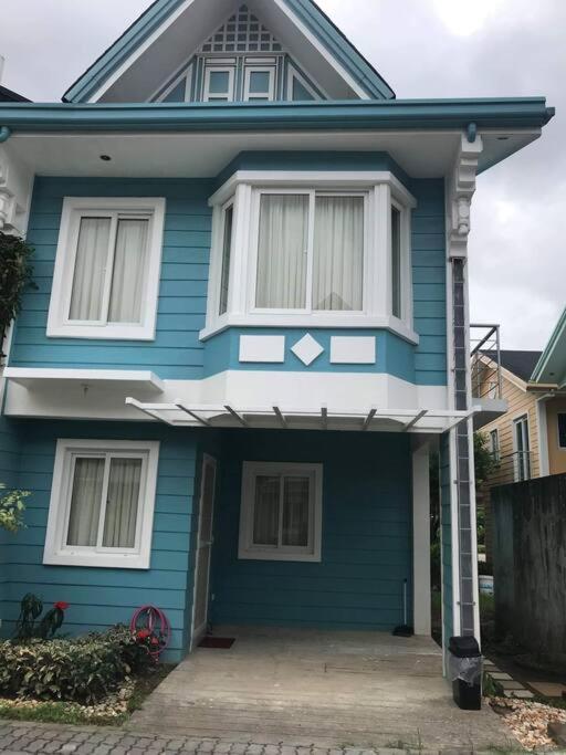 3 Bedrooms 3 Baths Victorian Style Townhouse Fully Furnished باتانجاس المظهر الخارجي الصورة